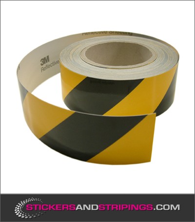 (V) Reflecterende tape 50 mm Zwart / Geel (Rechts)